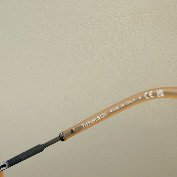 *Brand New* Tiffany & Co. - Sunglasses - Picture 8 of 11